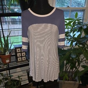 Maurices Navy and White Casual Tee